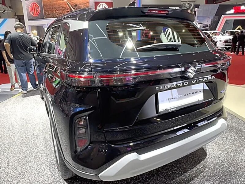 grand vitara hybrid 4 Strong Hybrid Cars People Buying Instead of CNG For 30 KMPL Mileage and 1000 KM Plus Driving Range.