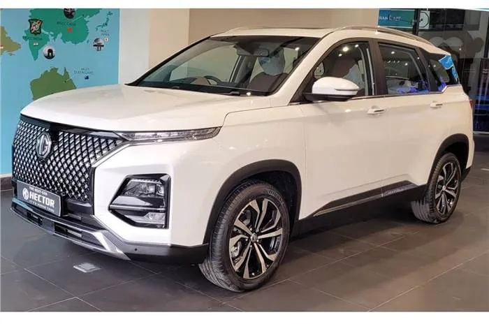 mg hector jpg MG Hector Price Changed. Company Released New MRP. Fortuner Alternative Costs Now 13,98,800 Rs.