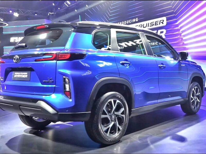 toyota finally launched mini fortuner in 7 seater options and hybrid engine segment price like nexon only Toyota Finally Launched Mini Fortuner in 7 Seater Options and Hybrid Engine Segment Price Like Nexon Only.