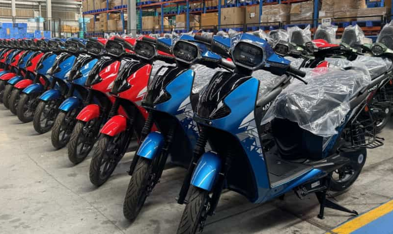 BGauss Starts Production of Electric Scooter BGauss an Indian electric Ola Days Gone. BGauss Starts Production of Electric Scooter. 145 KM Range in Activa Like Price.