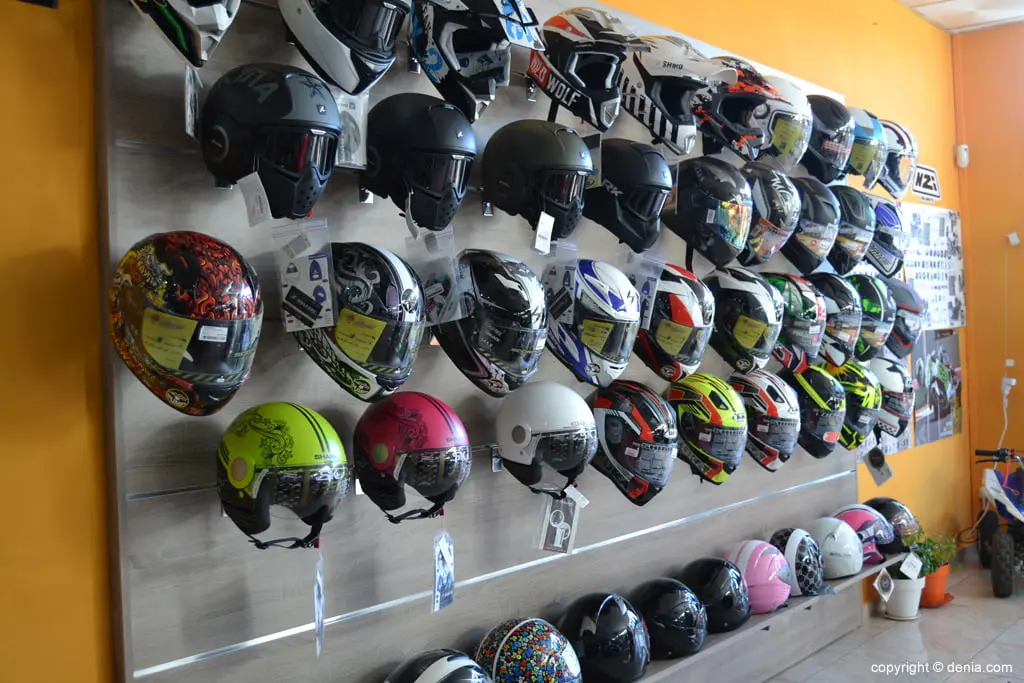 helmet stre jpg Nitin Gadkari Gift For Bike Holders. Helmet Cost Will Be As Low As Anyone Can Buy Multiple.