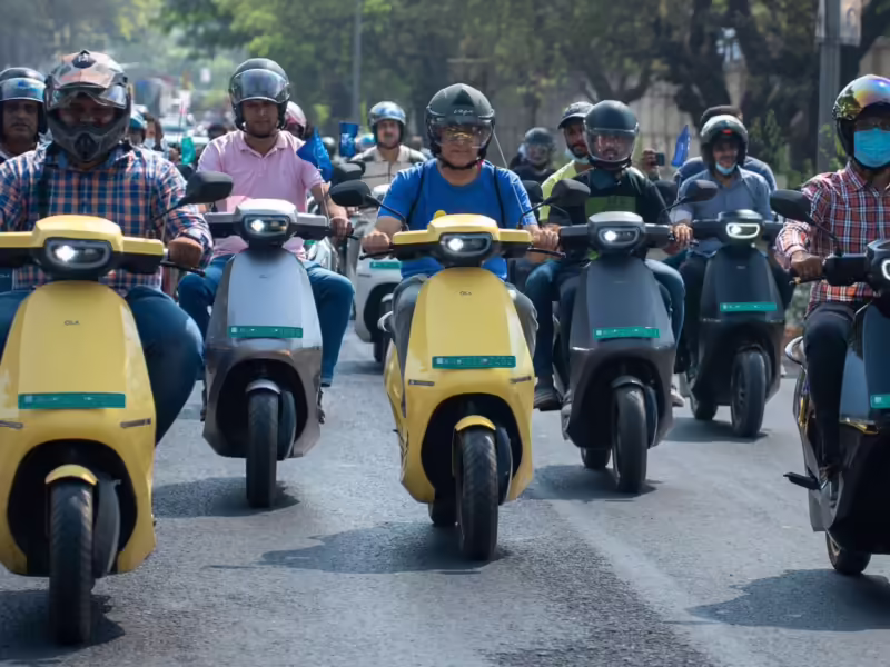 ola scooter OLA Introduced 8 years Warranty on Battery. Sold 200000 Scooter in 2024 Till Now. Full Tension Free Program Launched.