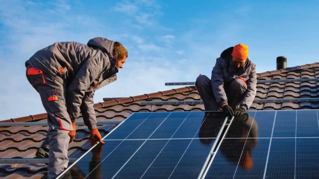 Are you also installing solar panels on your home Keep Installing solar panels on your home? Keep 5 things in mind for Solar Home Installation