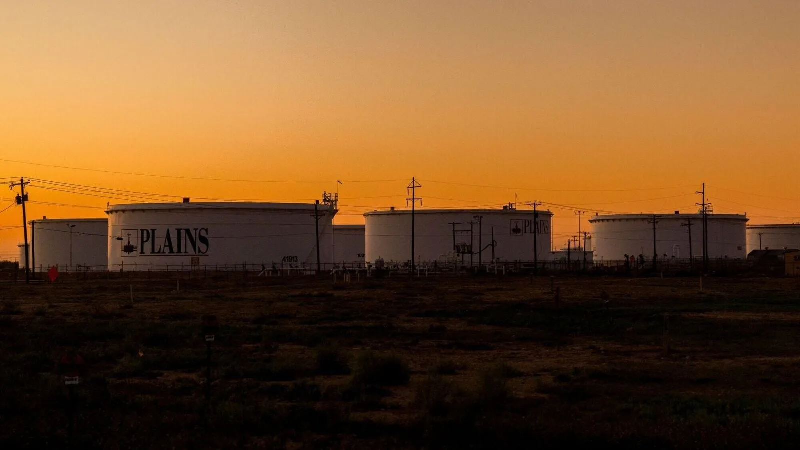 Crude Oil Drops on News Israel Wont Attack Irans Supply jpg Crude Oil Drops on News Israel Won't Attack Iran's Supply Hubs .