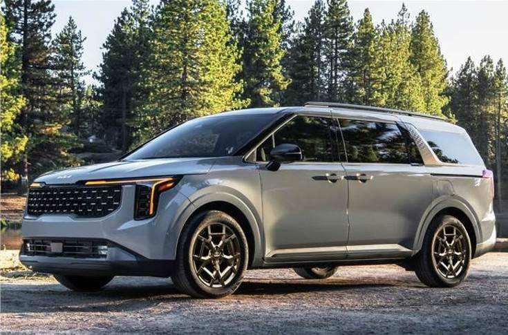 If you are also fond of luxury and big cars If you are also fond of luxury and big cars, then these 3 MPVs are available in the Indian market, know which one will be best for you.