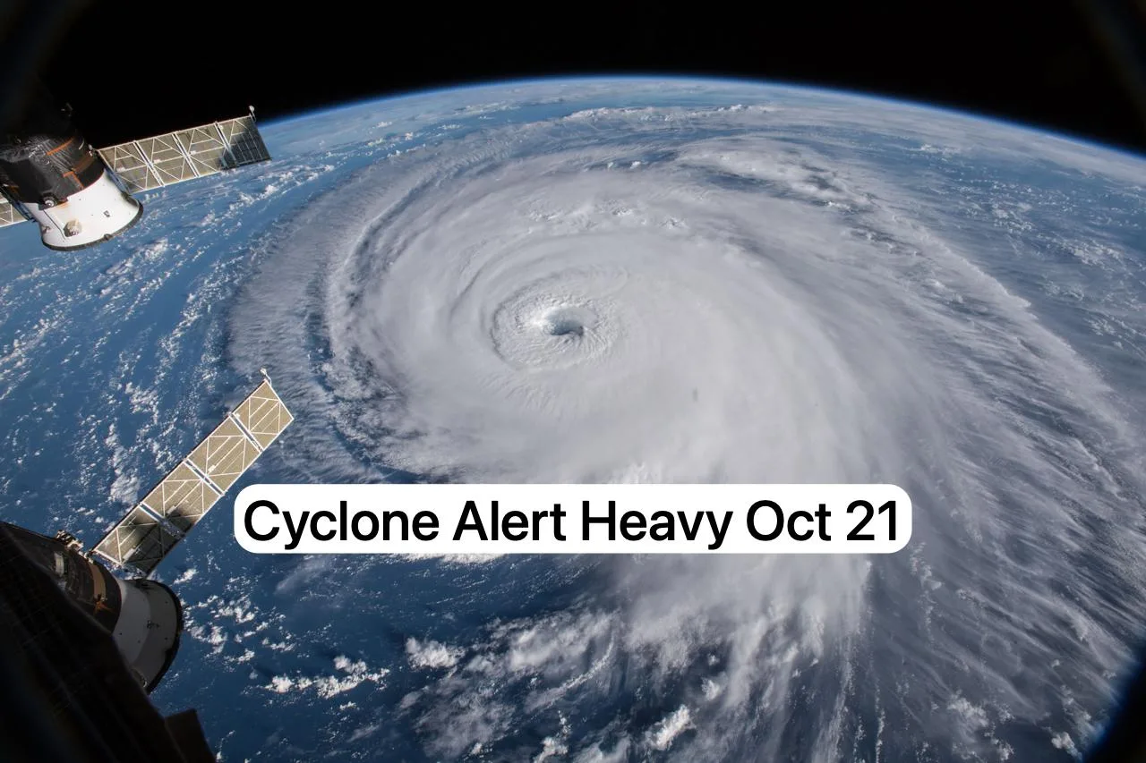 cyclone alert heavy jpeg Rainfall Alert: October Brings Cyclonic Activity, Heavy Rains Expected in Several Indian States Soon.