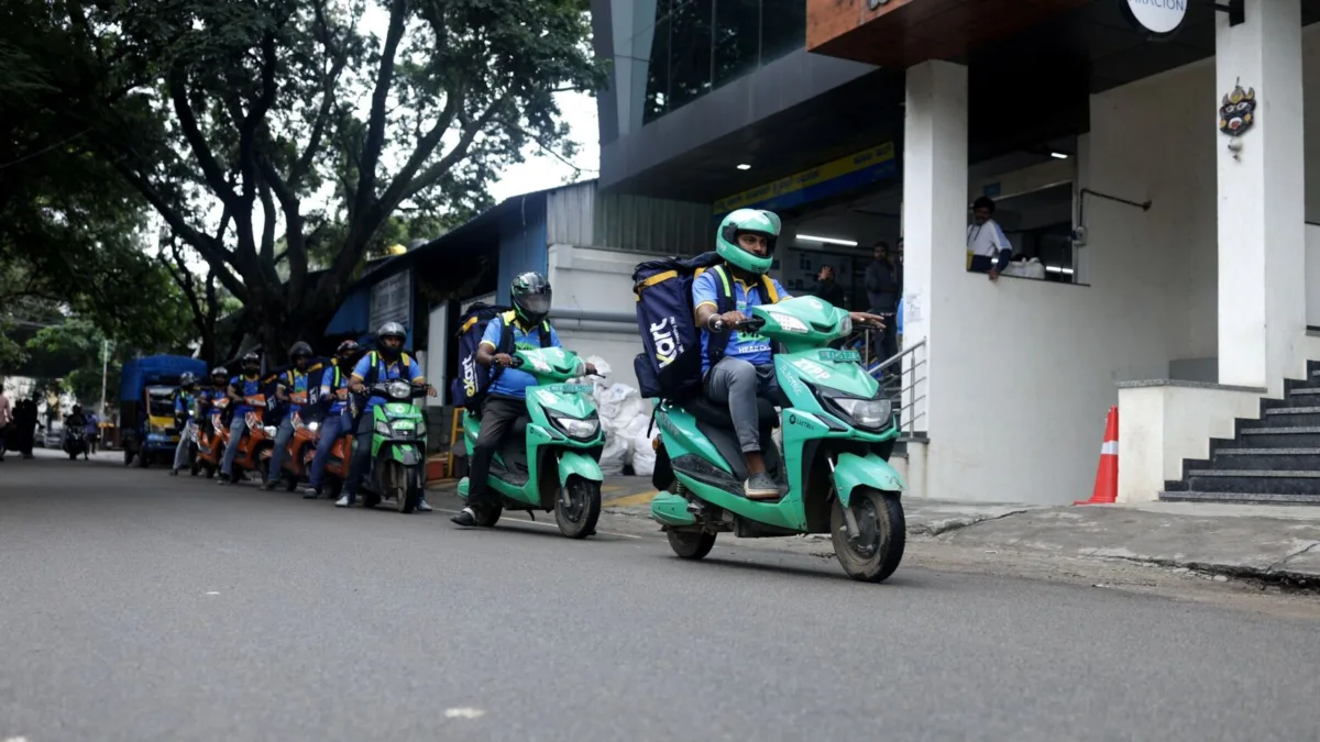 Electrified delivery Flipkart deploys 10000 EVs in its delivery fleet Electrified delivery: Flipkart deploys 10,000 EVs in its delivery fleet .