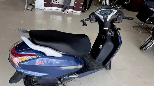 Mileage of 60 Kmpl with a discount of ₹5000 Bring jpg Mileage of 60 Kmpl, with a discount of ₹5,000; Bring home the country's most popular scooter for just ₹2,100
