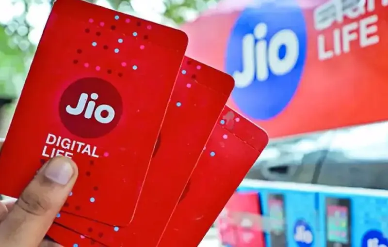 Reliance Jio Launches Affordable 999 Rupee Plan with 98 Days Validity and 196GB Data Benefits.