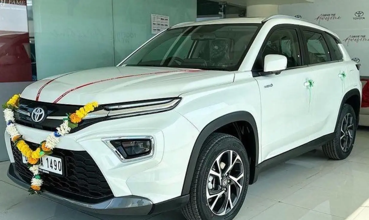 Screenshot 2024 12 27 at 9.53.23 AM 2 Strong Hybrid Cars With Mileage Like Bike. True Alternatives to CNG Arrived in Market.