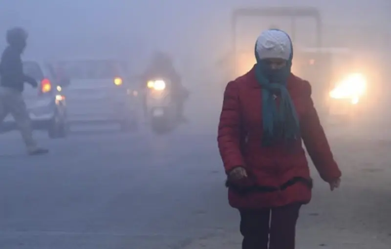 Weather Update: Mild Winter Conditions Across North India, Heavy Rains Expected in Southern States Soon.