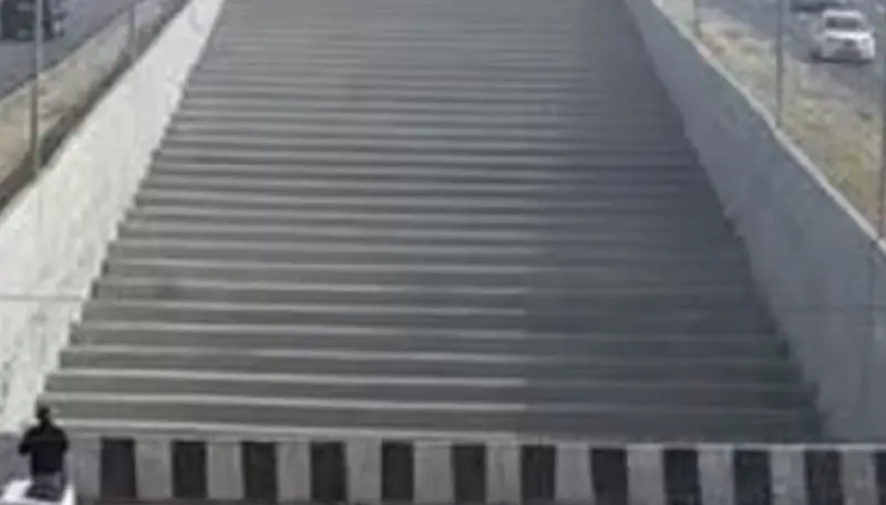 Investigation Ordered for Cracks in Gurugram's Atul Kataria Chowk Underpass Amidst Safety Concerns.