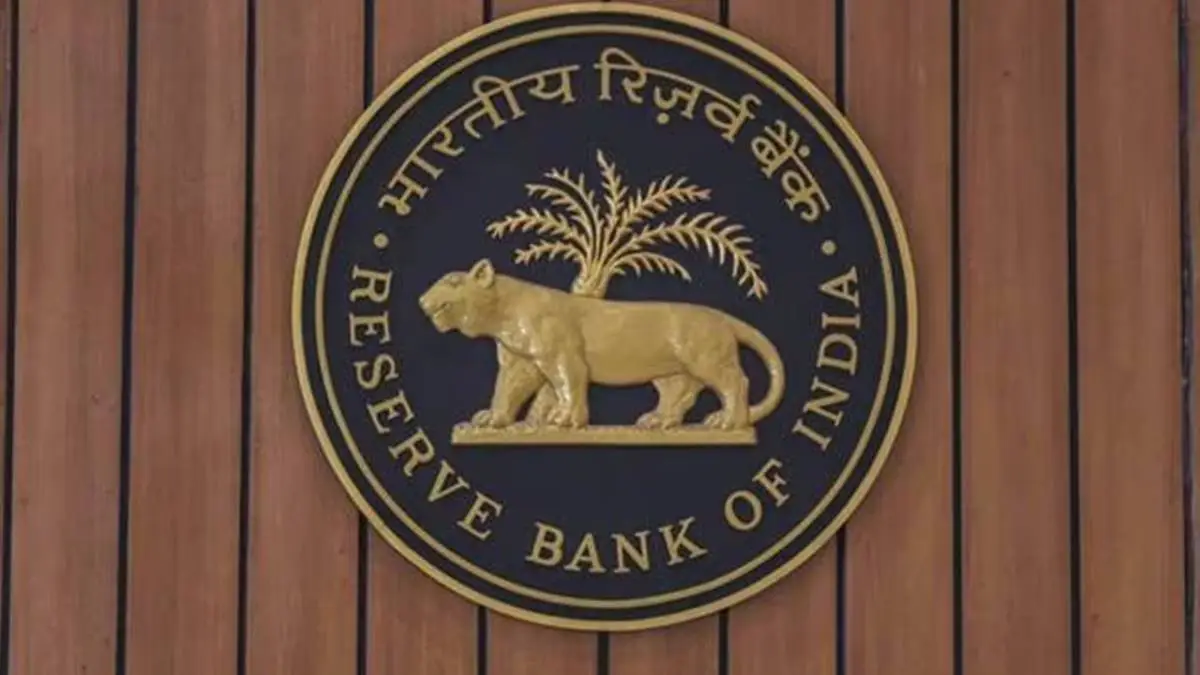 RBI RBI Introduced 6 Mega Changes in CIBIL Score Rule. All Common Man Will See Effect in 15 Days.