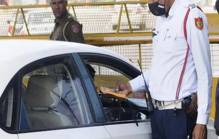 Delhi Implements Strict GRAP Stage-3 Restrictions Amid Severe Pollution; Violators Face Fines Up to ₹20,000 Starting January 29, 2025.