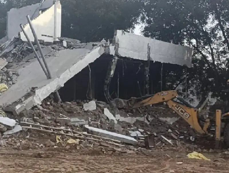 District Town Planner Cracks Down on Illegal Commercial Activities in Residential Areas, Initiating Enforcement against 150 Properties in DLF Phase Two.