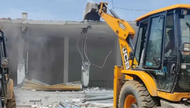 GDA Takes Strong Action Against Illegal Constructions in Ghaziabad, Dismantling Five Colonies Despite Resistance from Developers and Police Intervention.