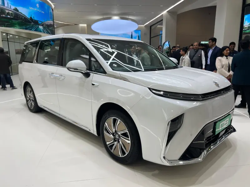 M9 Electric MPV Another Superhit Electric Car MG M9 MPV Confirmed and Spotted. Innova Days Gone.
