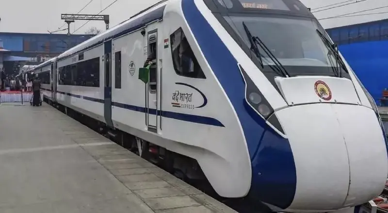 Train Operations Disrupted on New Delhi-Agra Route Due to Cable Theft, Affecting Over a Dozen Services for Up to 1.10 Hours