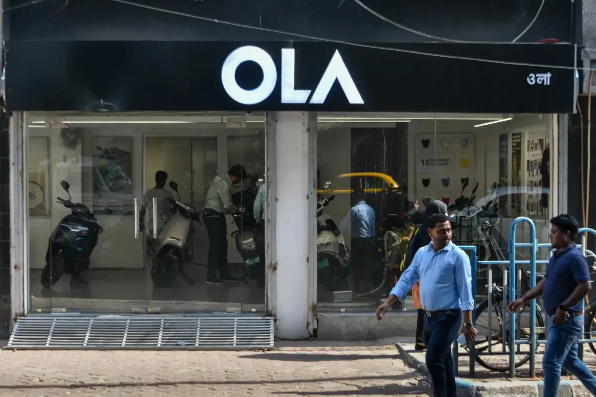 OLA Closed OLA Electric in Trouble. Many Showroom Closed at Multiple Locations and Cities. This is What Went Wrong.