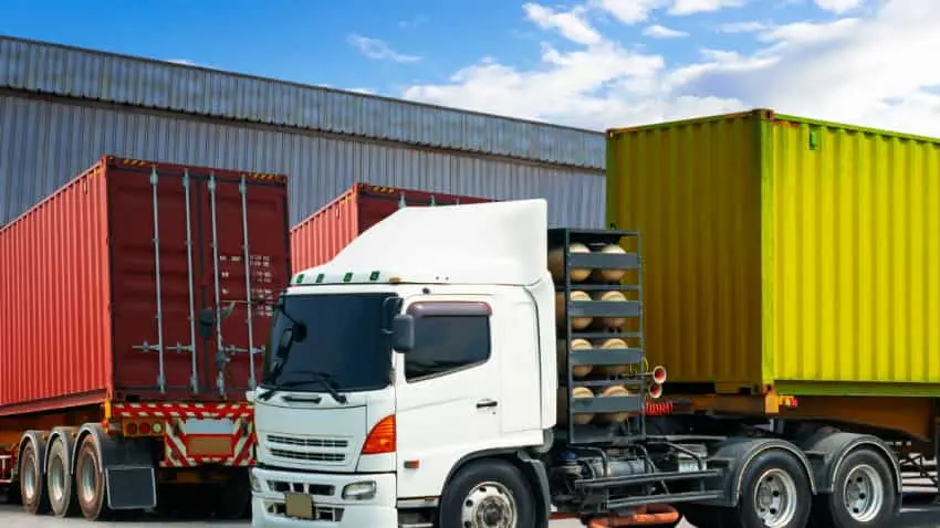 The next financial year the automobile sector will experience growth The next financial year, the automobile sector will experience growth in this segment. Sales are expected to increase by 3-5%.