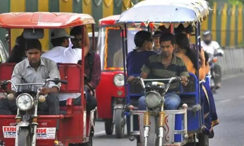 Because of road accidents the Yogi government made a decision Because of road accidents, the Yogi government made a decision: these vehicles will no longer be allowed to operate in the state.