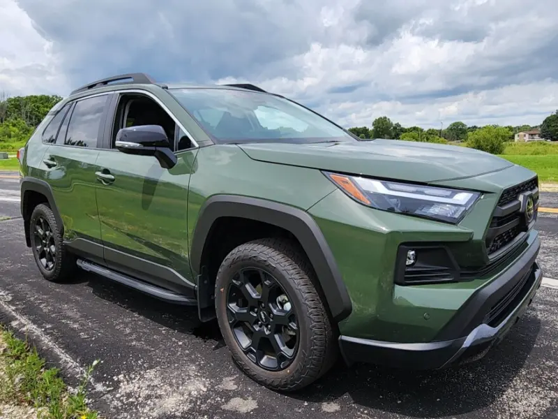 RAV4 Toyota Launching No Petrol Go 80 KM Hybrid Car. RAV4 SUV Ready to Furr Mini Fortuner.