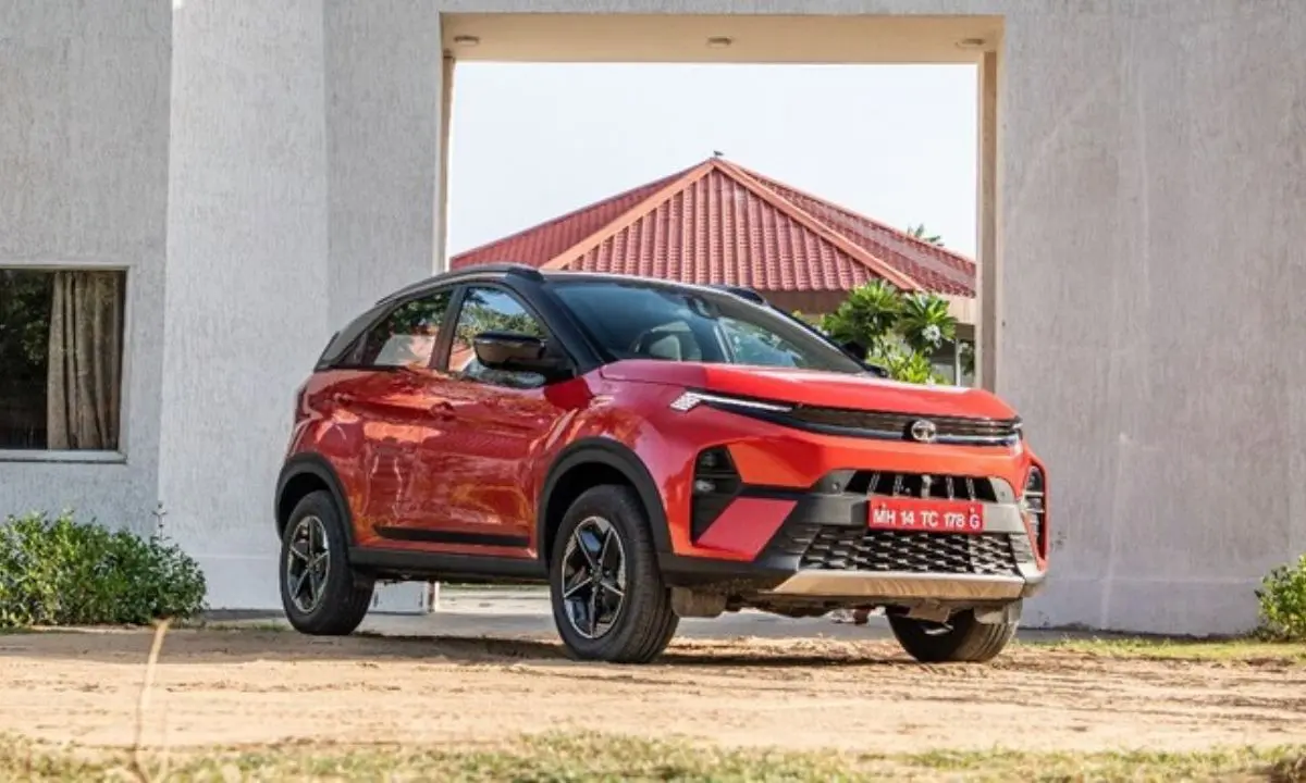 New Tata Nexon created Tehelka such a luxury SUV at New Tata Nexon created Tehelka, such a luxury SUV at such a cheap price! Know full details