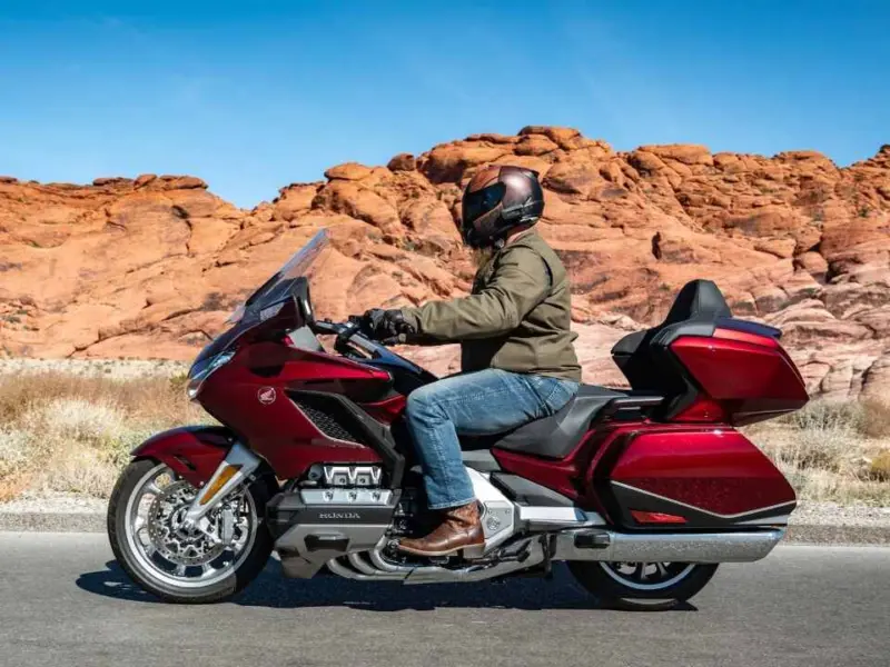 Sapne like ride reality like Honda Gold Wing has become Sapne -like ride, reality like Honda Gold Wing has become a stylish story of every journey!