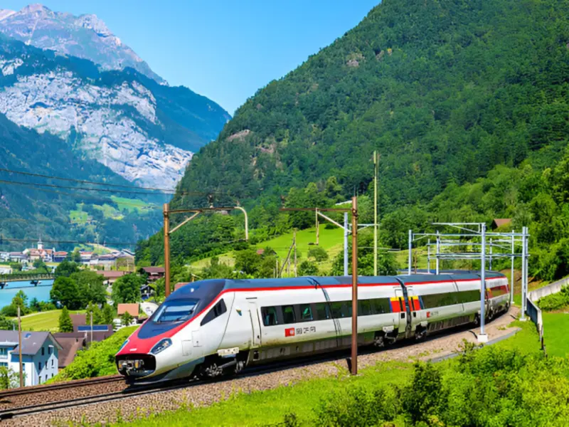 delhi kashmir vande bharat express First Vande Bharat From Delhi to Kashmir Ready. Train Will Start From 6 June. All Set to Go.