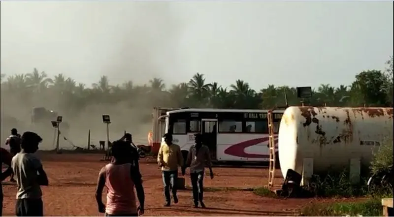 ongc Another Big Bad news in Country, ONGC Gas Leak Not Getting Controlled. 1200 People Sent to Camps.