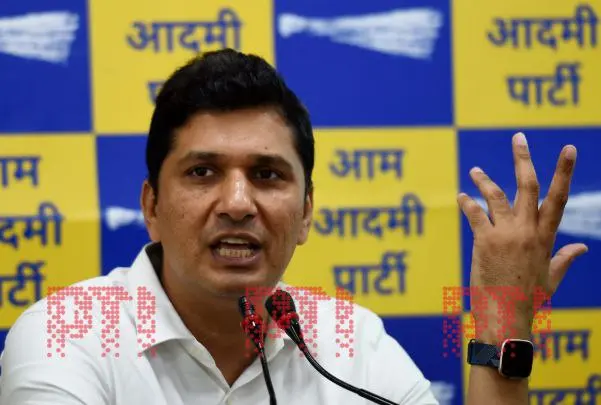 ED Conducts Raids on AAP's Saurabh Bharadwaj Over Alleged Delhi Health Infrastructure Scam, Investigates Money Laundering Claims