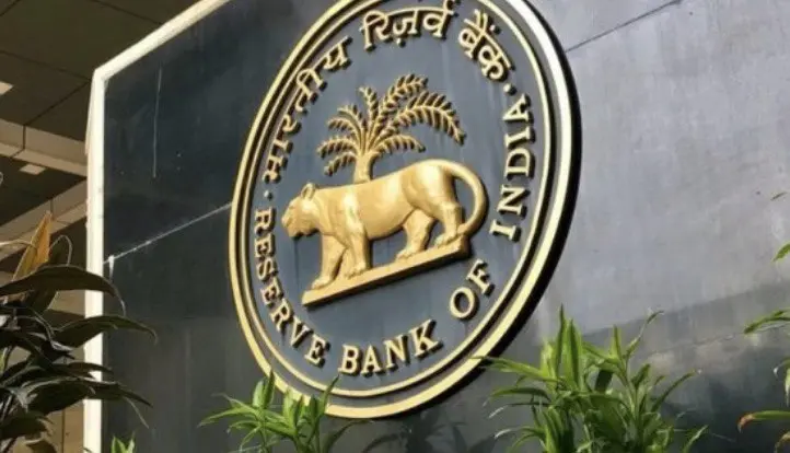RBI Bans Credit Card Rent Payments on Mobile Apps; Users Must Switch to UPI or Bank Transfers Starting March 2024.