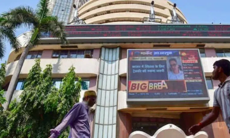 Indian Stock Market Opens Bullish on November 6, Sensex Surges 349 Points to 83,808; Nifty Gains 60 Points to 25,658