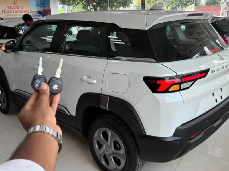 Maruti Launches New Brezza 2025 Model with 29 kmpl Mileage Maruti Launches New Brezza 2025 Model with 29 kmpl Mileage, Bold Look & Premium Features, Leaving Creta Behind