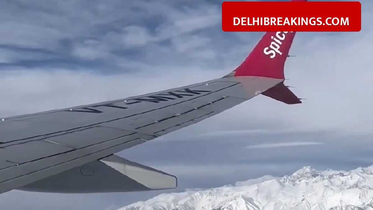 delhibreakings delhi airport flight status rain weather update january 2026 Delhi Airport Issues Weather Alert: Heavy Rain Might Disrupt Flights, Check Status Now