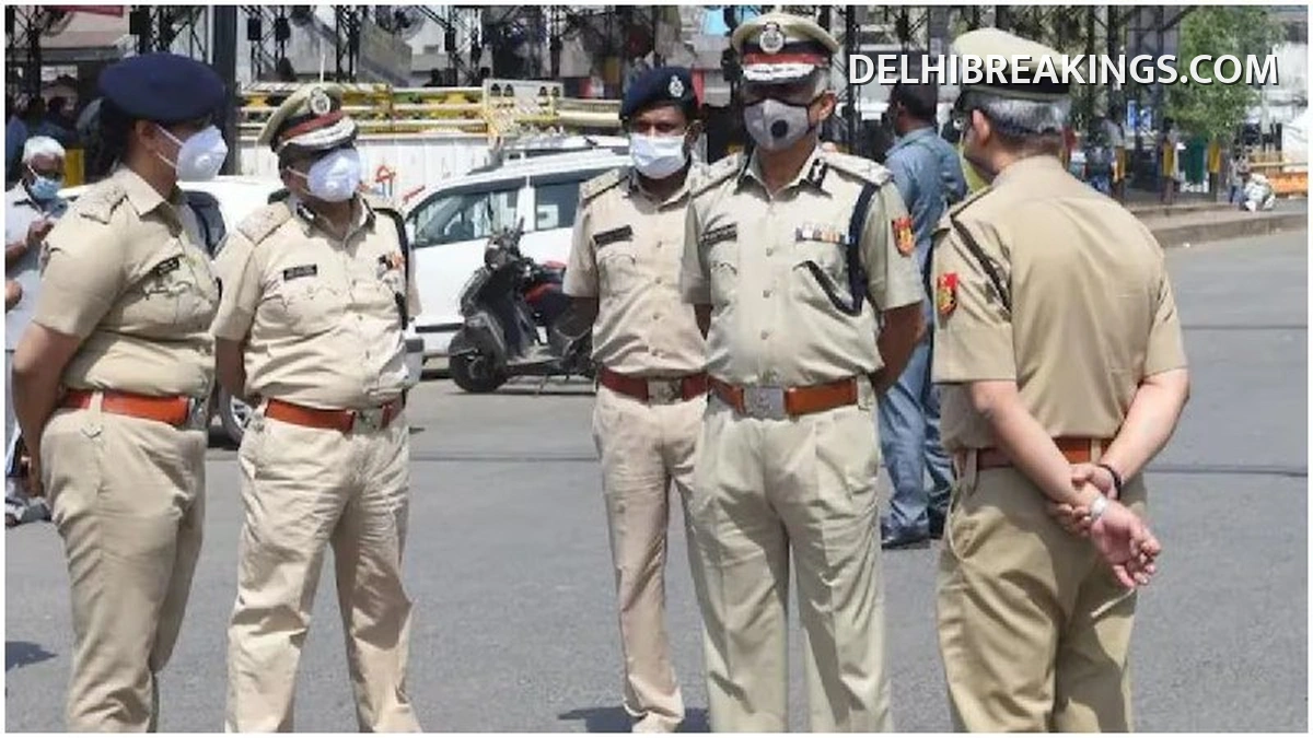 delhibreakings delhi e rickshaw driver arrested for raping 10 year old girl Delhi: E-Rickshaw Driver Arrested for Raping 10-Year-Old Girl