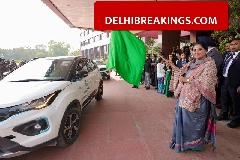 delhibreakings delhi pollution update vayu rakshak fleet monitoring stations launch Delhi Pollution Update: CM Rekha Gupta Flags Off Vayu Rakshak Fleet, 6 New Monitoring Stations Live Today