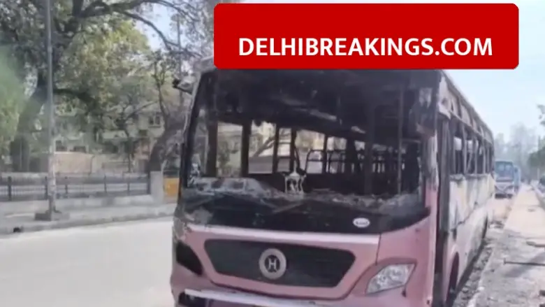 delhibreakings delhi vikaspuri bus fire helper sunil sharma death agarbatti cause Delhi Private Bus Fire: Helper dies in Vikaspuri, police suspect burning incense stick caused blaze