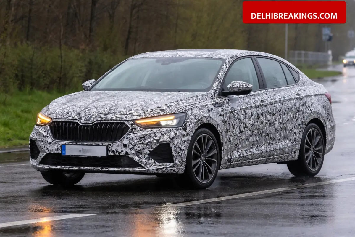 delhibreakings 2026 skoda slavia facelift spied features launch details india 2026 Skoda Slavia Facelift Spied Testing with Dynamic Turn Signals, Launch Likely by End of Year