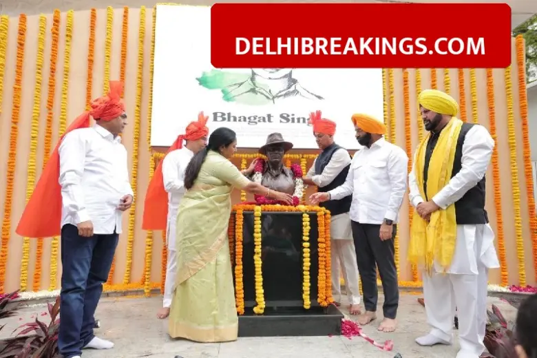 delhibreakings delhi cm unveils bhagat singh statue and historical trial room Delhi CM Unveils Bhagat Singh Statue and Renovated Historical Court Trial Room at Parliament Street