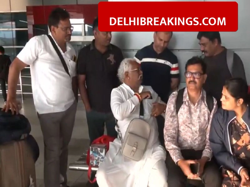 delhibreakings spicejet flight lands delhi fujairah uae west asia conflict update SpiceJet Special Flight Lands in Delhi with Stranded Indians from UAE Amid West Asia Tension