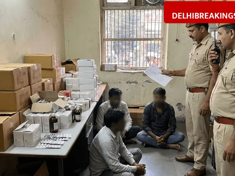 delhibreakings delhi police busts govt medicine racket private sale Delhi Police Busts Racket Diverting Govt Hospital Medicines for Private Sale, 3 Arrested