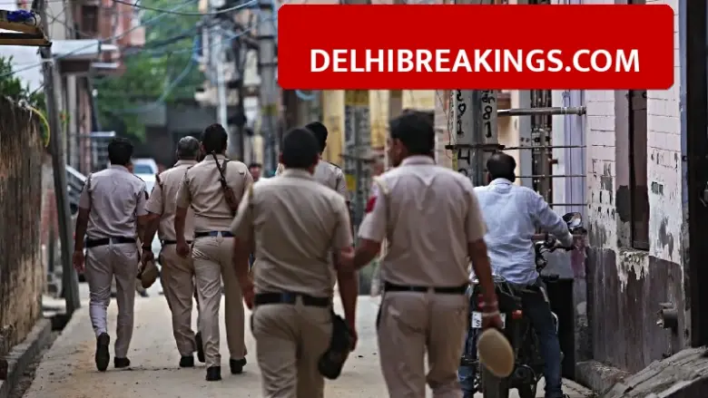 delhibreakings noida police arrest tech support scammers duping foreigners Noida Cyber Police Arrest 4 for Duping Foreigners: Crores Worth of Fraud via Tech Support Scam