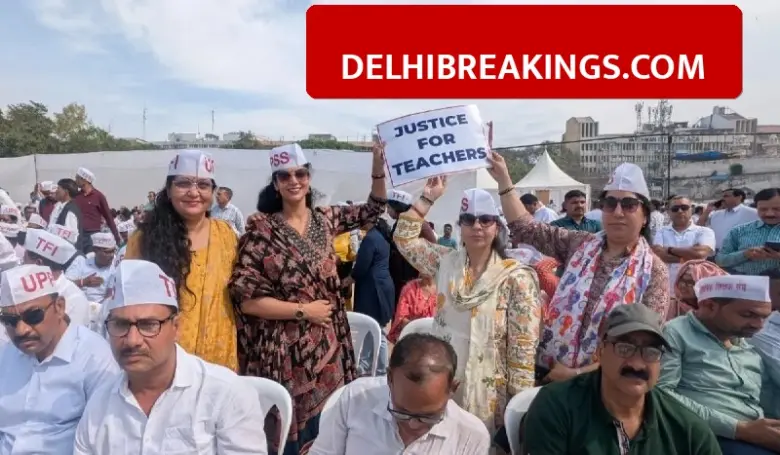 delhibreakings ramlila maidan teachers protest tet mandatory rule delhi Ramlila Maidan Teachers Protest: Teachers From 20 States Gather in Delhi to Oppose Mandatory TET Rule